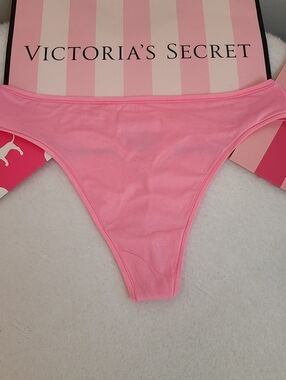 Y2K Victoria's Secret Fabulous Satin Thong Panty Size Lg Neon Pink